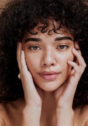 ⁦Derma Active ACTI-CLEAR Gentle Cleansing Gel⁩ - الصورة ⁦2⁩